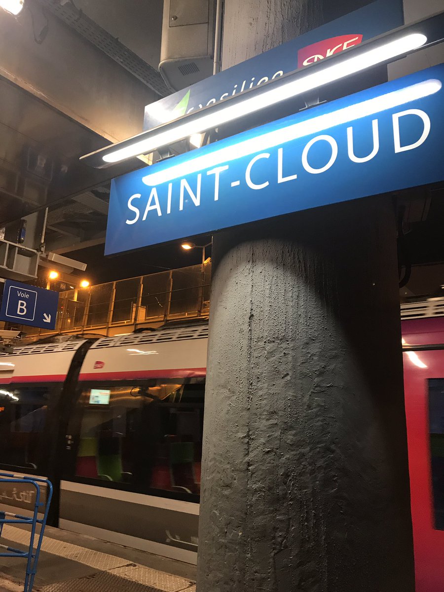 EQUIPE2STCLOUD's tweet photo. Tchou Tchou! Des tests sont effectués en gare de Saint Cloud pour le passage de la très attendue NAT #monsecteurdesaintcloud 🚄🚆🚦 https://t.co/F7tEKCoYUU