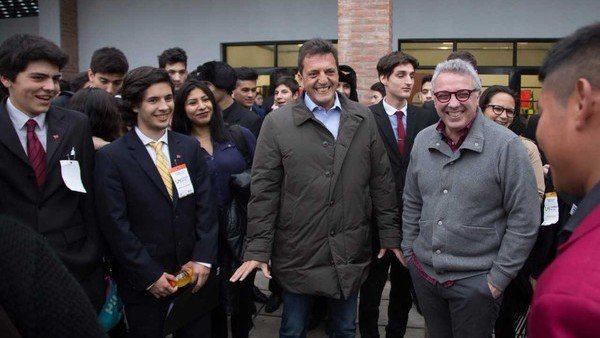 Clarín tweet media