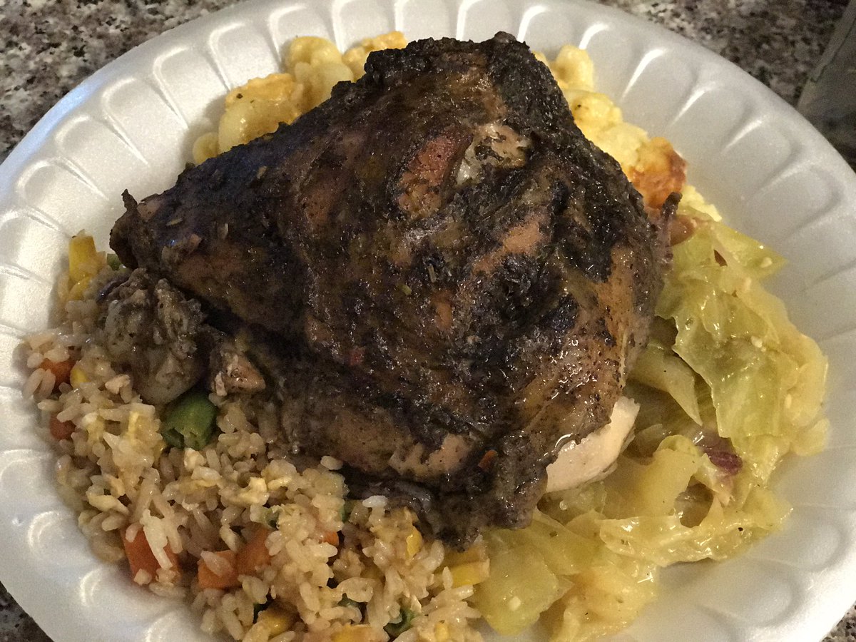 MamadubsX3's tweet photo. End of summer cookout #homecook #momcancook #JAcooking #FoodNetworkStar #kidsquiet #foodie #yummy #yumyum #Food #foodblogger #foodlover https://t.co/5cTMBtRPxq