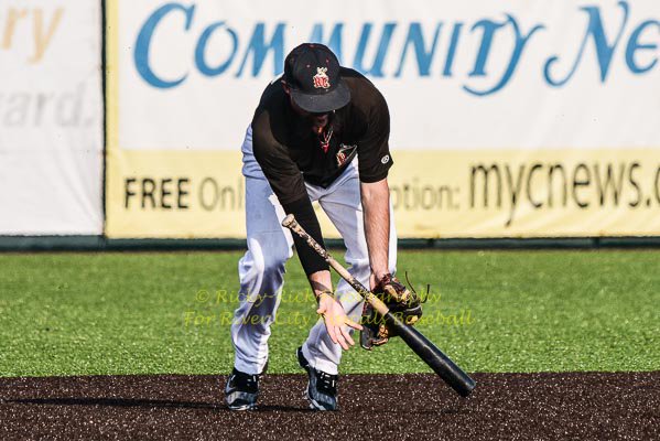 RickyRick_Photo's tweet photo. 9/3/17 @rcrascals close out the @FLProBaseball #baseball season with a 2-0 loss to the @SIMiners @JohnnyMo13 @SS4lfe #rcrascals #rascals https://t.co/RXgo9M9RHL