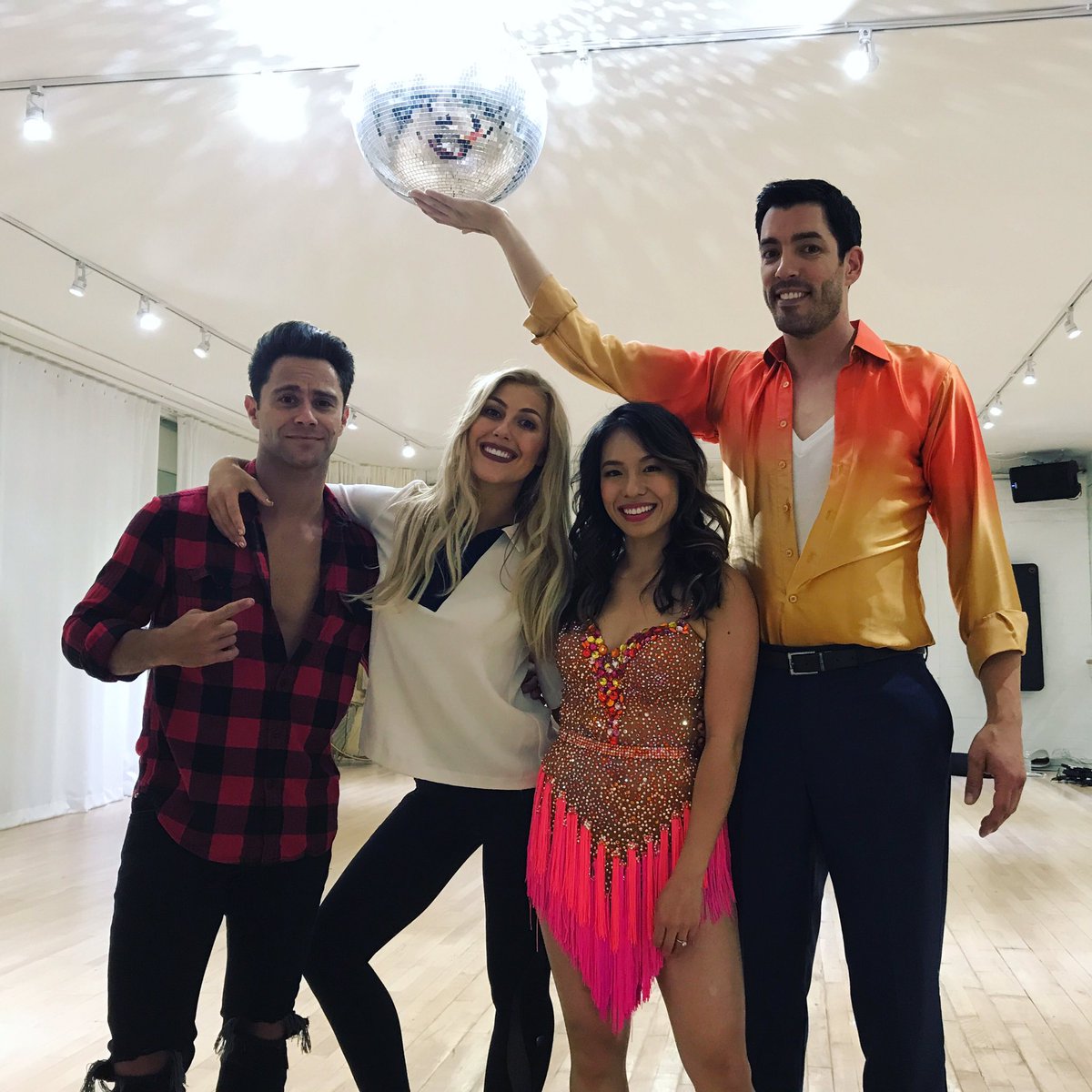 Drew Scott (@mrdrewscott) on Twitter photo In Nov guess who are making their <a href="/hgtv/">HGTV</a> debut? <a href="/EmmaSlaterDance/">Emma Slater</a> & <a href="/SashaFarber/">Sasha Farber</a> teach @_lindaphan & me a few moves during our home reno🕺💃🏻🏡 In Nov guess who are making their <a href="/hgtv/">HGTV</a> debut? <a href="/EmmaSlaterDance/">Emma Slater</a> & <a href="/SashaFarber/">Sasha Farber</a> teach @_lindaphan & me a few moves during our home reno🕺💃🏻🏡