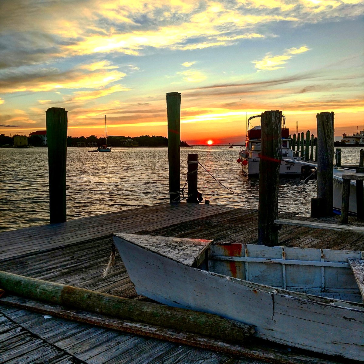 Calm sunset across Silver Lake #ocracoke #hydecountync