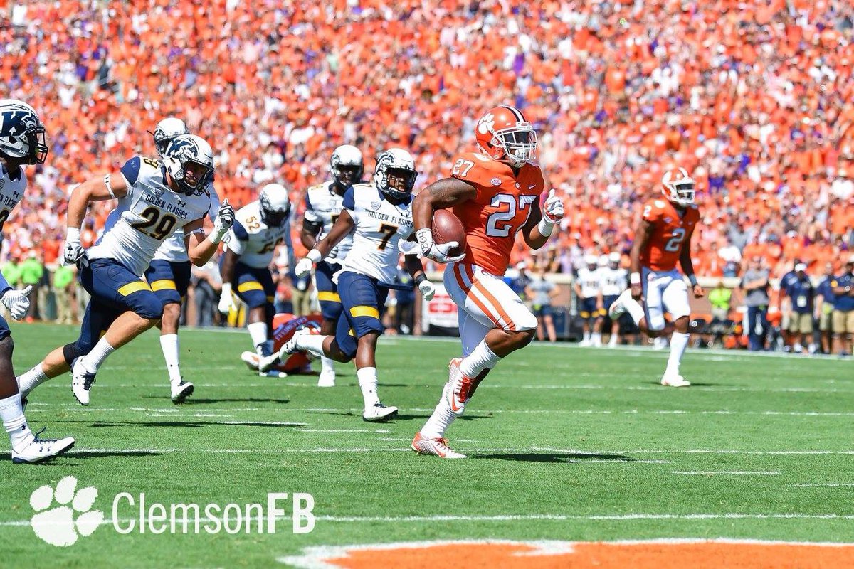 TMoney_8's tweet photo. He gone! #FullerTime 💪🏻💪🏻 https://t.co/wUCvZg5TjJ