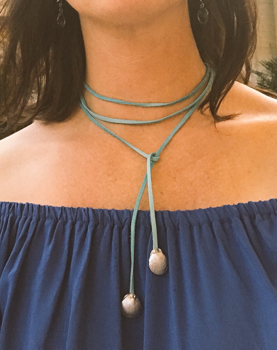 LegacyStudiosTX's tweet photo. Love ❤️ my necklace from Ponte Vedra!! #beachlife #lifesabeach #amazinghusband https://t.co/5Ope6YkQeS