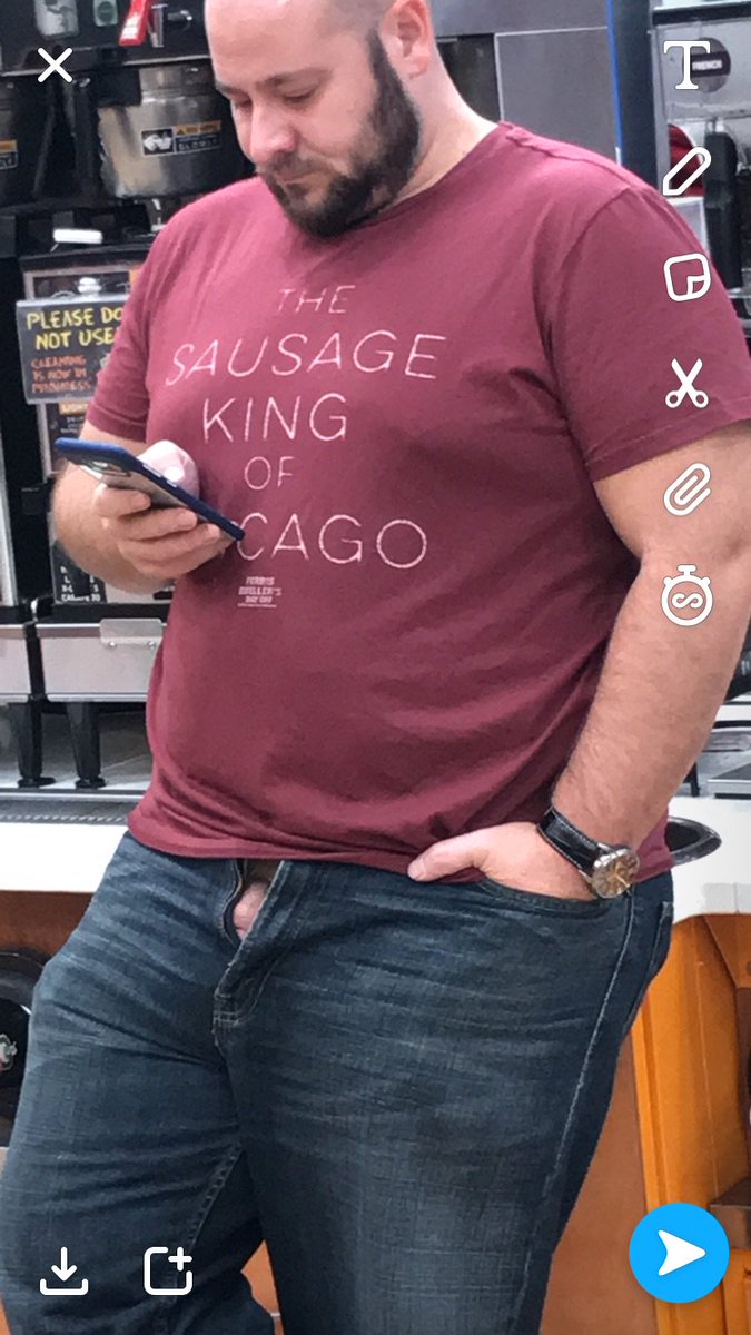 BombaySledge's tweet photo. @BarstoolBigCat dicks out for harambe? #neverforget #sheetz https://t.co/r1jEnWFhIy