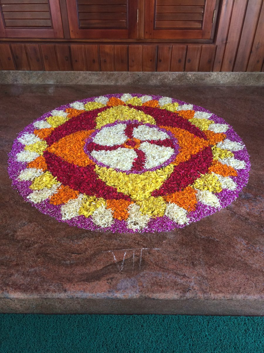iamrijoy's tweet photo. #Pookkalam
#HappyOnam
#MahabaliDa
Some Pookkalams from my Neighborhood! https://t.co/8cOpK8UuRB