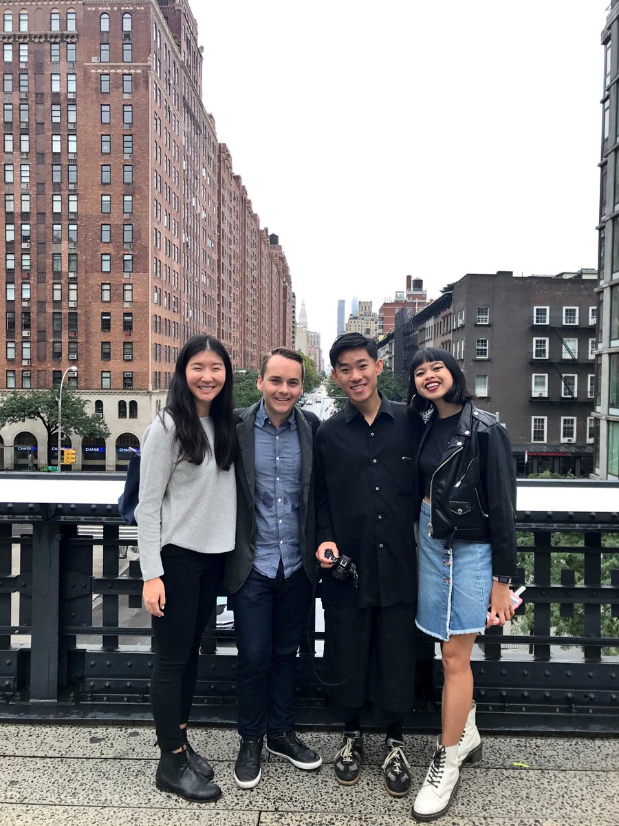 hotlinebalingit's tweet photo. just some bears in new york having fomo over not being able to support @flashthrive IRL @ the sf zine fest! we still 💗 y'all! #flashthrive⚡️ https://t.co/MtdTDFjpYP