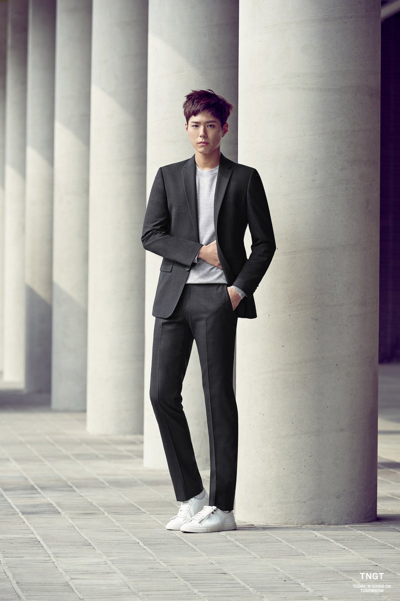 #박보검 #TNGT

[TNGT/티엔지티] 2017 F/W 수트 스타일의 정석 박보검, <매직 핏 수트> 캠페인 공개! (출처 : TNGT ˙.. | tngtblog.com/221087175292  블로그) naver.me/5vASU6QI