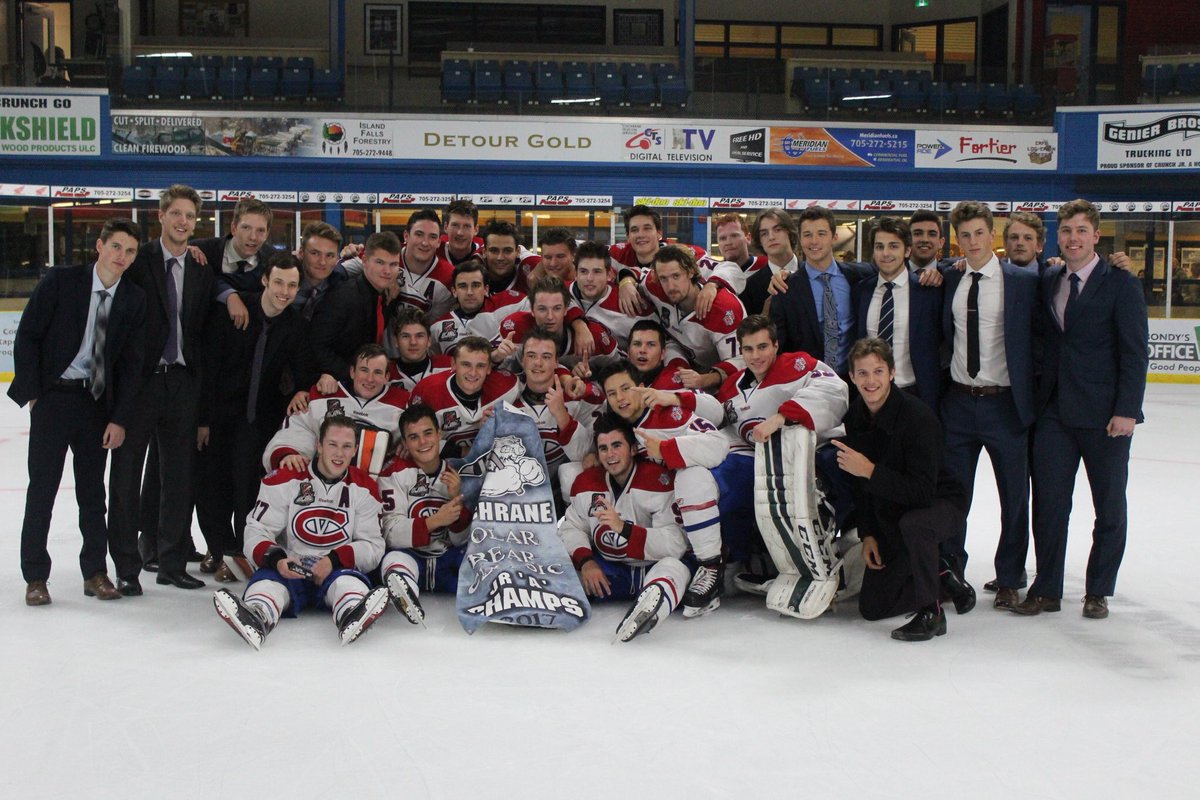 KingstonVees's tweet photo. 2 Time Polar Bear Champions #FlyTheV #VeesNation https://t.co/CZmmMEwtc2
