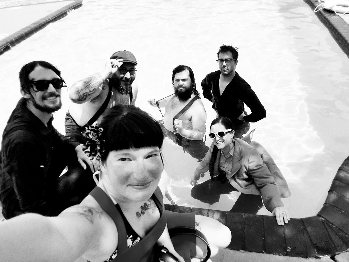 chelseadm1's tweet photo. Fun #photoshoot with @Gruberites #chelseamarshallphotography #rockinroll #atxphotographer #musicphotography #musicmagazine #bandpromos #love https://t.co/CkiPEZ9JiQ