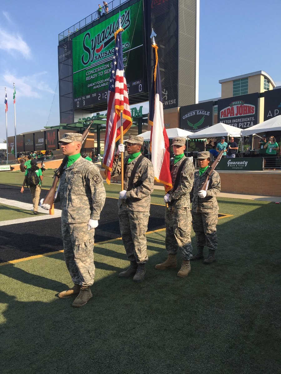untarmyrotc's tweet photo. AROTC and AFROTC joined together last night to present the colors at UNT's first home game of the season. Great start to a great win! #GMG 🦅 https://t.co/Mq9qduwWba