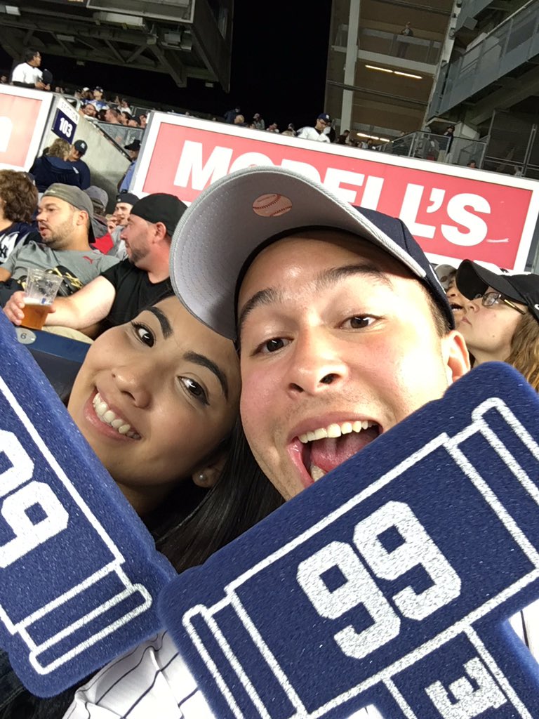 r_rod26's tweet photo. #MobilizingNY #PleasePutMeOnTheJumbotron @Yankees https://t.co/ANNJ0h5UGr