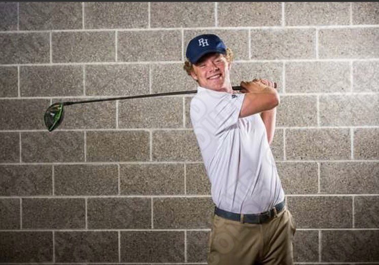 PH_GolPH's tweet photo. We are going to miss our Seniors next golf season, not only on the course, but off the course as well! #SeniorSZN #BallinTilWeFall #GolPH https://t.co/PMb6cRuDSa