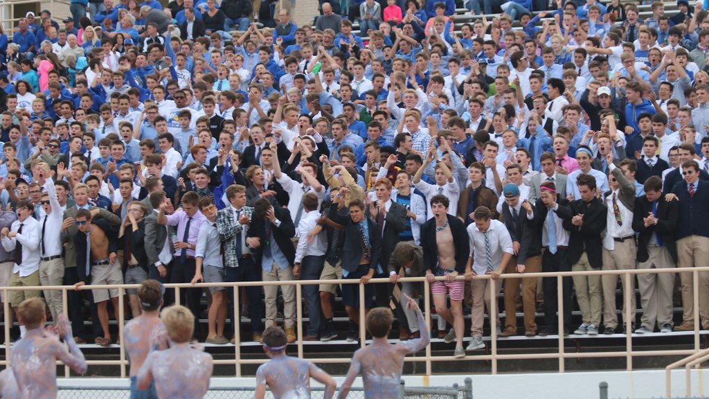 TOP Student Section tweet media