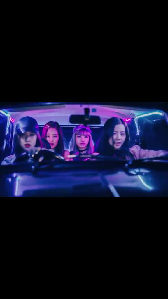 VIP19991001's tweet photo. YGは車の中で撮影してるPVが高確率である気がする😂😍 https://t.co/mU2HVhI3qp