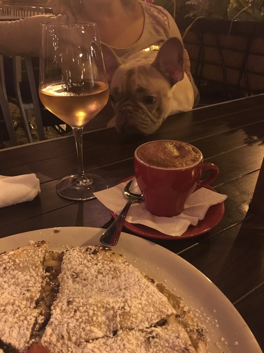 IndustryNightIn's tweet photo. Dessert time! @fornorossopizza @TheBestLoop #SundayFunday #westloopdining #dogfriendly #italianfood ๐ฎ๐น๐ท https://t.co/vwm19kCV3d