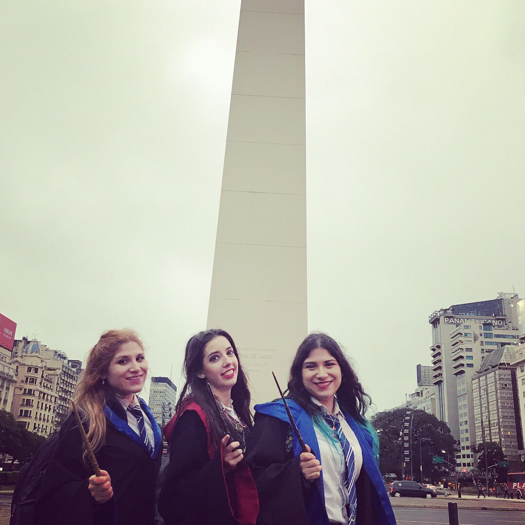 aaalduuu's tweet photo. Un ÉXITO la #PotterWalk de hoy! Que la magia siga por siempre ♥️⚡️@ChpArgentina https://t.co/e992z43Fbn