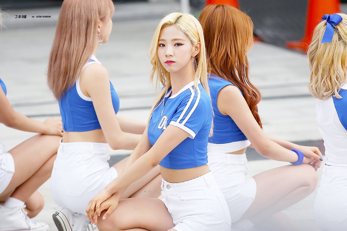 170716 게릴라
#여름 #우주소녀 #yeoreum #WJSN <a href="/WJSN_Cosmic/">우주소녀</a> 오늘도 좋은 하루 보내~💕