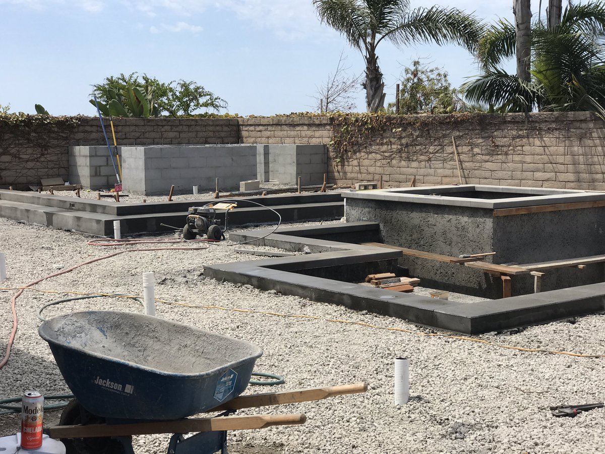 JSQimprovements's tweet photo. @BullOutdoor we R installing bull BBQ on R pool build her in #HuntingtonBeach I was wondering if u make a taipan grill? #JSQImprovements https://t.co/t3osnbbFlD