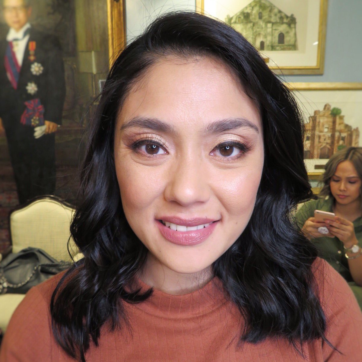 MoniqueJSeneres's tweet photo. #Rustans x #CriseldaLontok 👏🏻
The looks were fresh and dewy using #NARSissist and #LauraMercier #makeupbymjs https://t.co/u1m1p3fw68