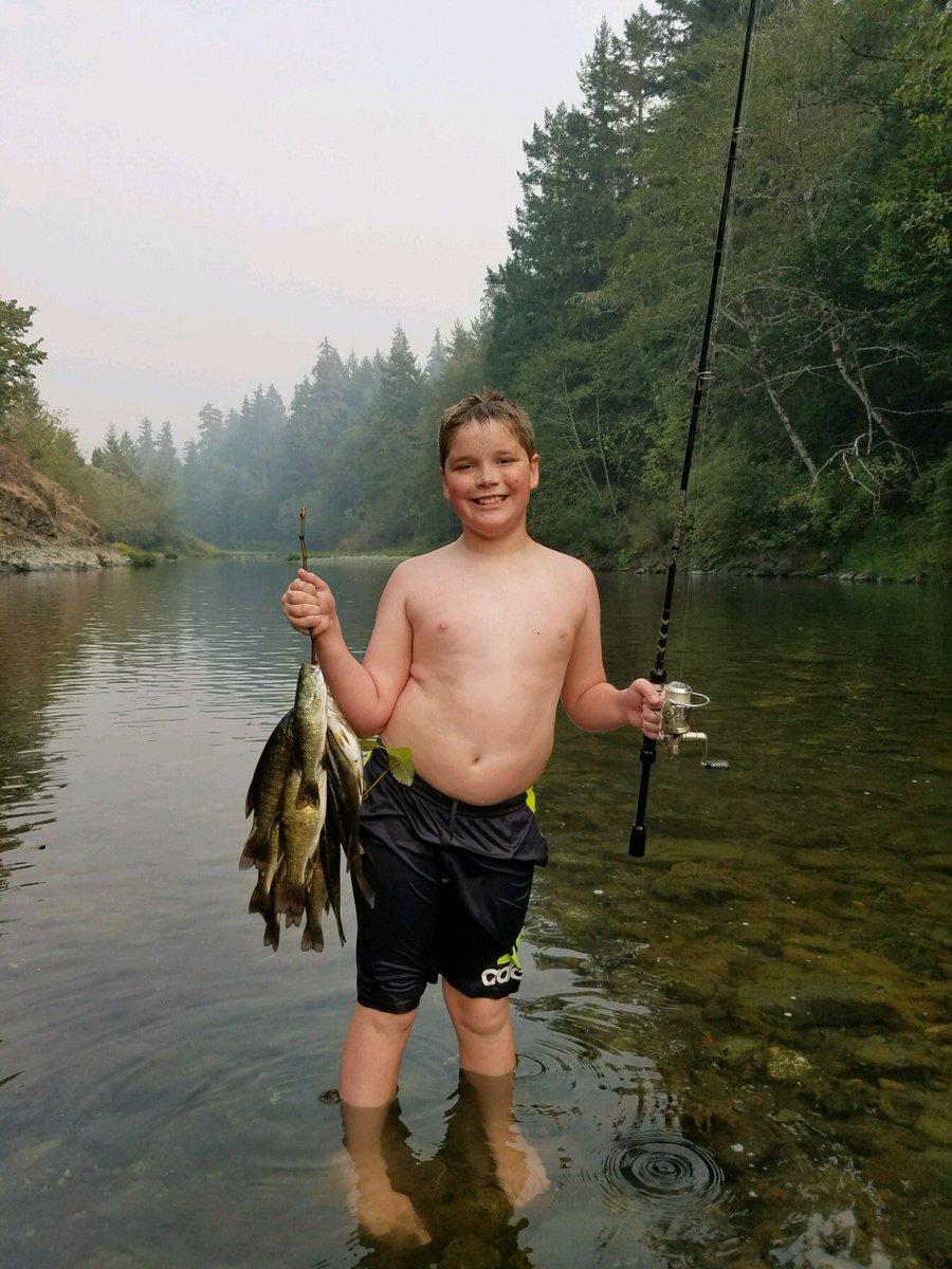 mattshorb's tweet photo. Yeah, he had a good evening... 😉 Does summer have to end??? #bassfishing @StCroixRods #priorityfishing @KidsThatFish #fishing #summer https://t.co/XiUtZT24hS