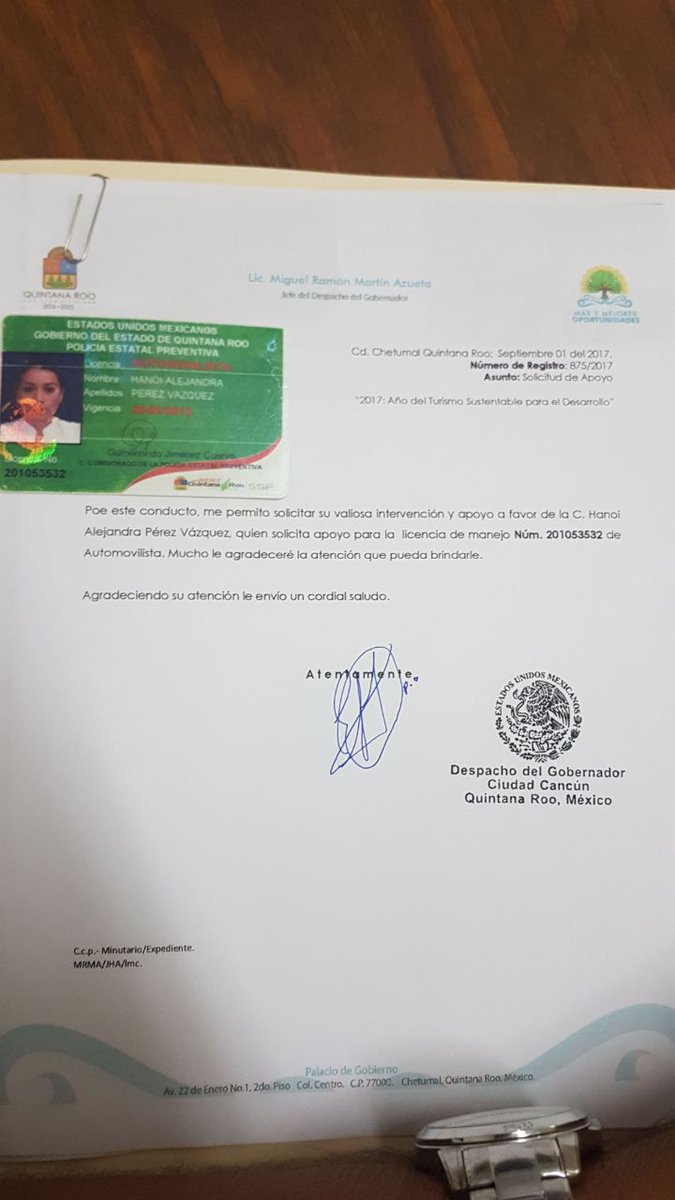 Noticaribe's tweet photo. SE ‘QUEMA’ POR UNA LICENCIA: Exhiben en redes tráfico de influencias de cercano colaborador del Gobernador https://t.co/Jns7mmEiea https://t.co/yKAPxiZin9