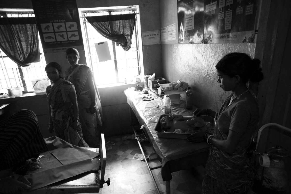 Tapping #solarpower resulted in accessible primary health care in Chhattisgarh. An OIN + .<a href="/CEEWIndia/">CEEW</a> report.
oxfamindia.org/sites/default/…