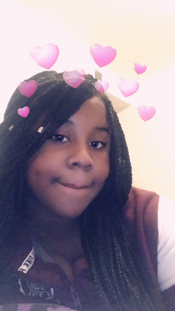 mosthatedbee_'s tweet photo. beeGIRL🐣! https://t.co/9jZCKap3uo