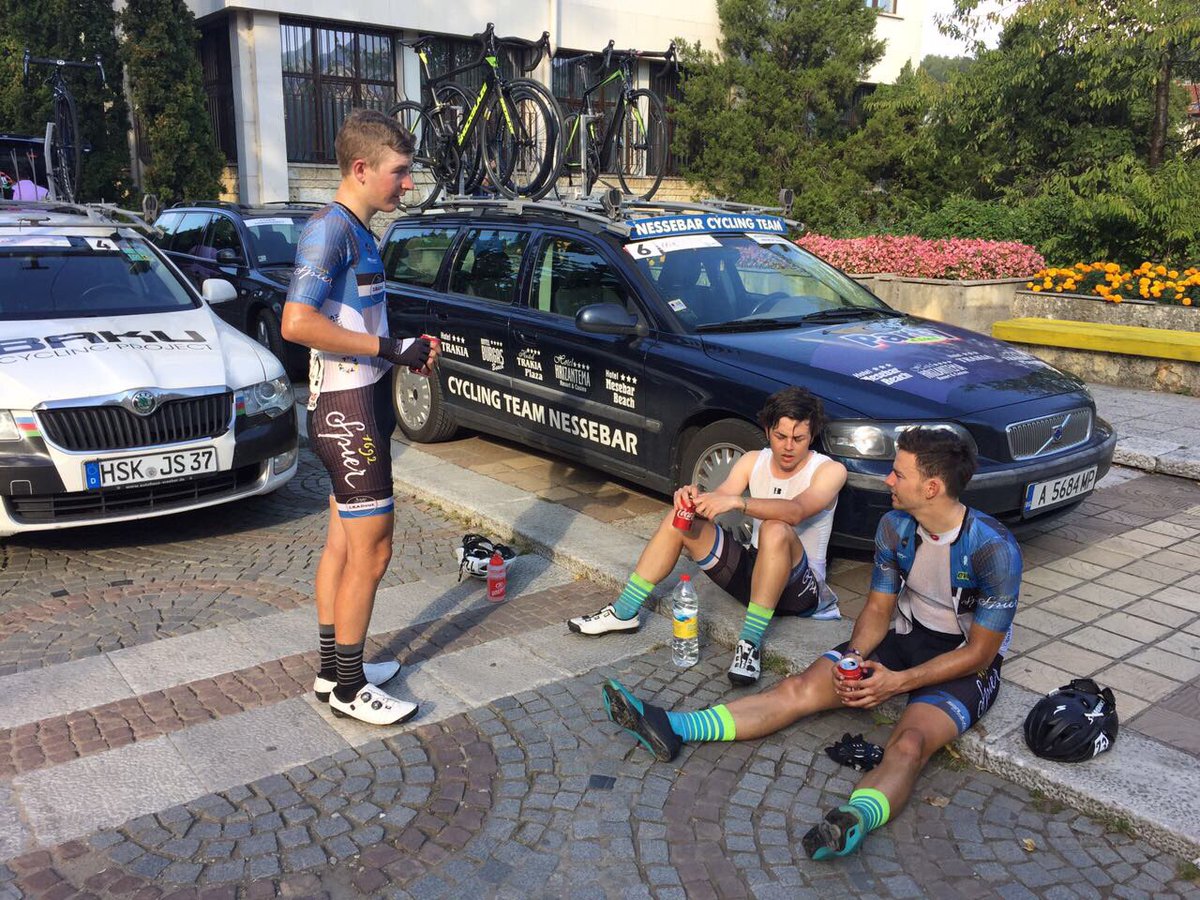 13_TEAM_13's tweet photo. A hard stage 1 for the boys. A day filled with attacks and splits. π₯ Kudos for getting through a tough days, okes! π https://t.co/yr3fdALxUD