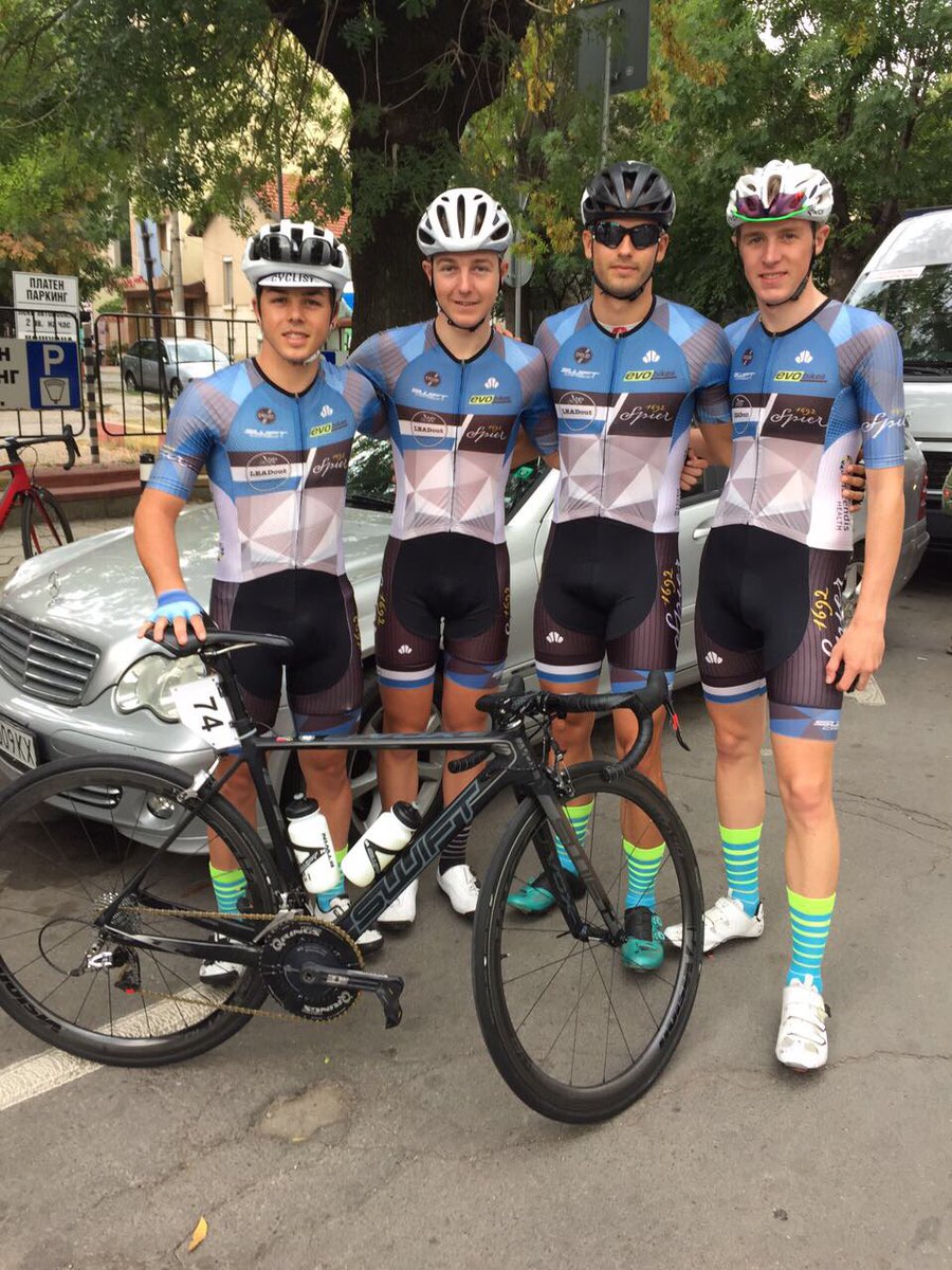 13_TEAM_13's tweet photo. A hard stage 1 for the boys. A day filled with attacks and splits. π₯ Kudos for getting through a tough days, okes! π https://t.co/yr3fdALxUD