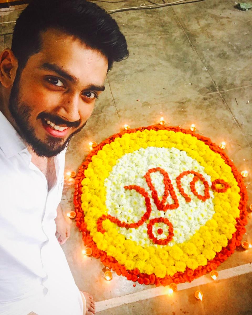 kalidas700's tweet photo. #HappyOnam 😚 https://t.co/6TWfOhvEGt