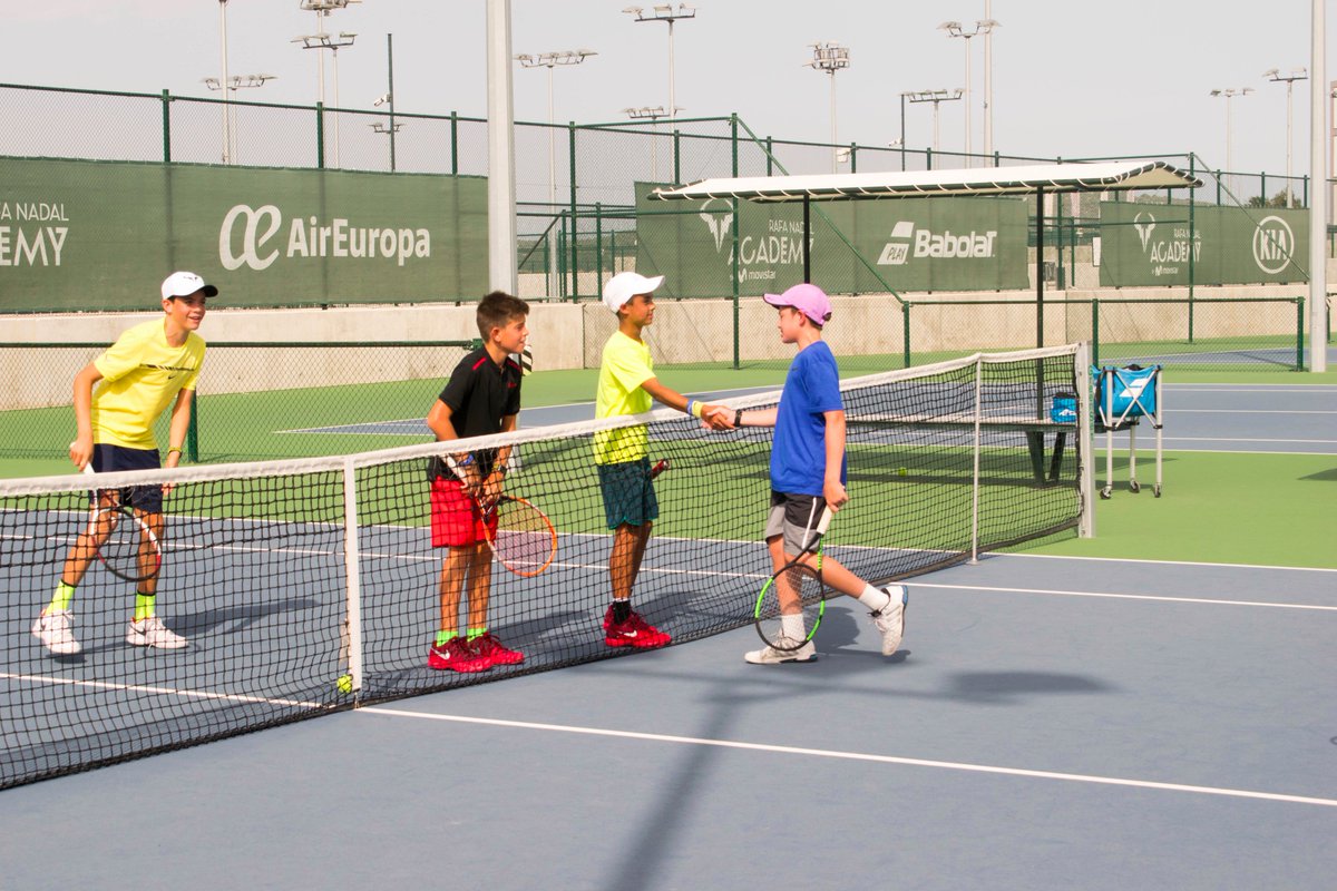 rnadalacademy's tweet image. Our players making friends. At #RafaNadalAcademy we're very excited to welcome everyone to our #AnnualProgram! 

rafanadalacademy.com/en/programs/ch…