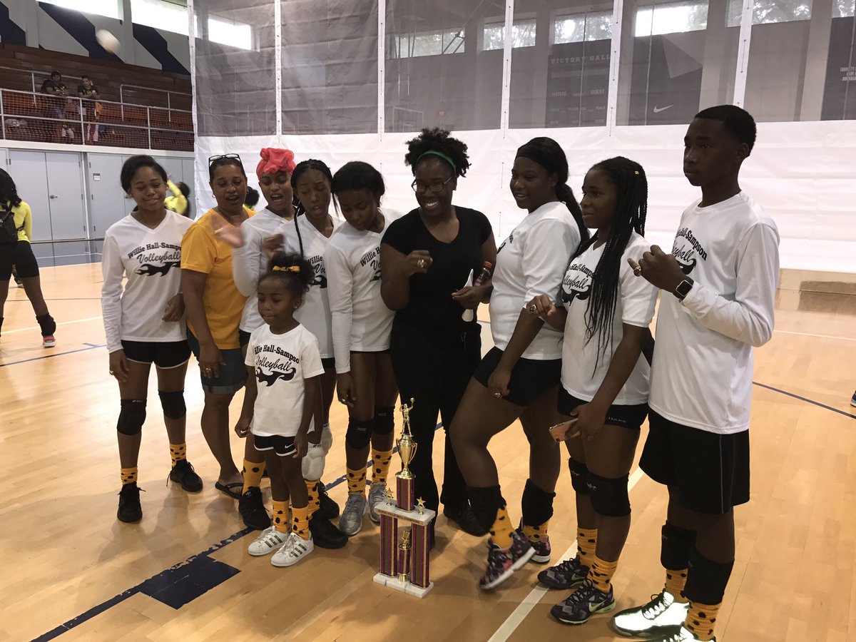 Ladyshon5's tweet photo. I have #AllStars baby #ProudMom 2 rings back 2 back #Softball #Volleyball Champions #SportsHead #WillieHallSampson https://t.co/Nl4kLEr0yd