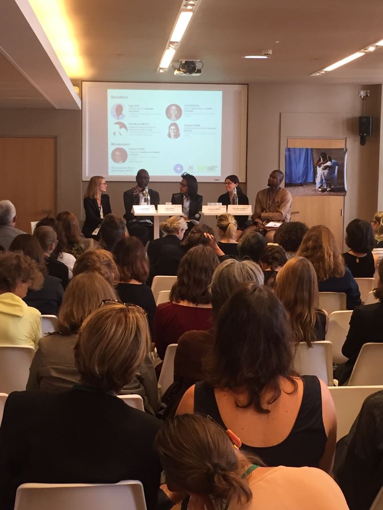 ConvergencesORG's tweet photo. Full House pour la 1ere matinée du Forum Mondial #Convergences 
#3Zero https://t.co/YZIV4wiFgG