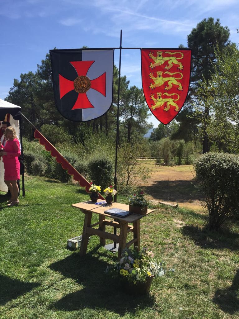 AmadisCatering's tweet photo. ¡Os presentamos nuestro catering medieval! Una opción muy original y divertida para celebrar vuestra boda, ¿no os parece? 925807600 https://t.co/WGhISB1LfY