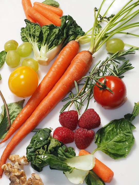 LSCNL's tweet photo. #LSCNL. Dagelijks meer dan 3 porties groente en fruit zorgt ook voor een beduidend lagere kans op "etalagebenen". https://t.co/WwgKGjMJEJ https://t.co/x1MvgNlqKr