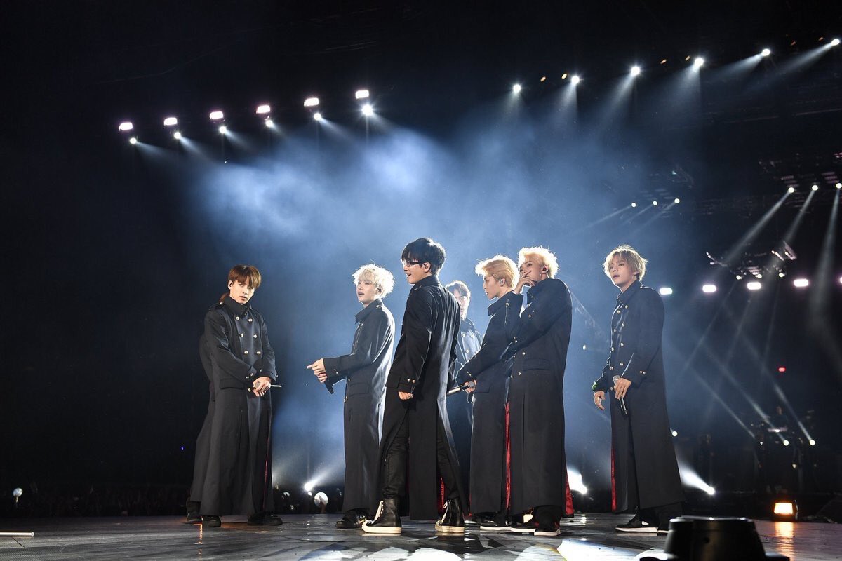 BTS_usagi_0901's tweet photo. いやほんと皆なんでも似合うな
かっこいいです。 https://t.co/C585AarJOM