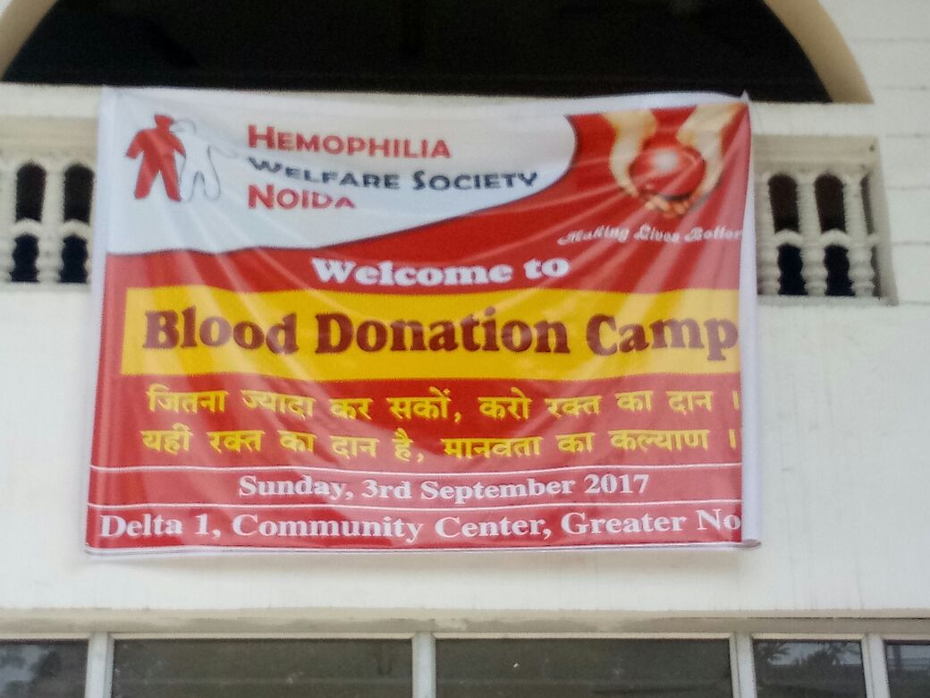 SwasthGram's tweet photo. Blood Donation cum health camp organized with the help of @Accuster in greater Noida delta 1sector
#swasthgram #accuster #labike #mobilelab https://t.co/c0XhhHdYzB