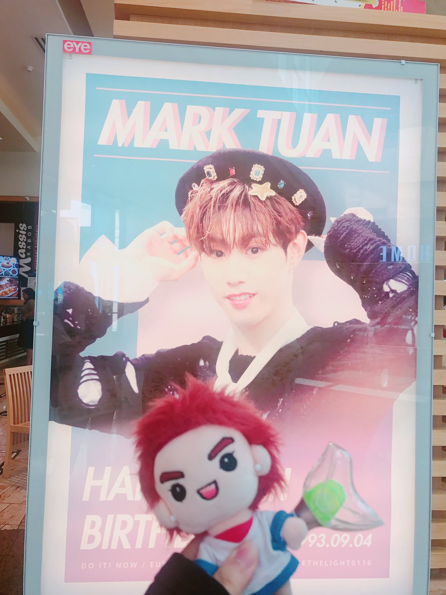 marksonforelskt's tweet photo. Happy birthday to Mark Tuan🎂❤
#LAPriceMarkTuanDay 
#MARKTUAN https://t.co/4WlSnam4H1