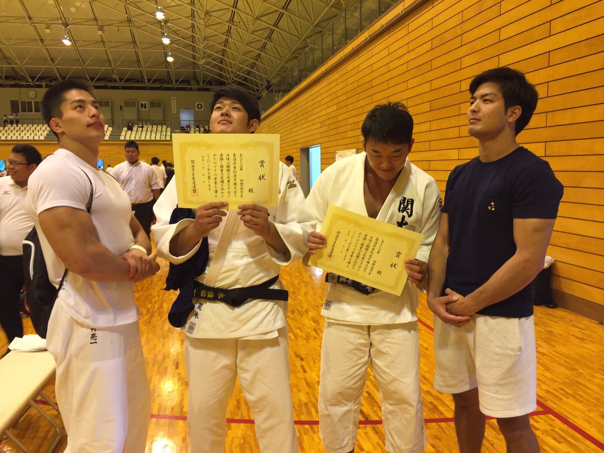 関西大学体育会柔道部 U Tvitteri 試合結果 関西学生柔道体重別選手権大会 9月3日 日 杣之内第1体育館 81kg級 山本哲也 文4 ベスト8 90kg級 小寺達 人4 ベスト4 100kg級 荒木佳祐 人3 ベスト4 100kg超級 澤井亮一 社3 ベスト4 以上4名が全日本出場を決めまし 関西大学体育会柔道部 U Tvitteri 試合結果 関西学生柔道体重別選手権大会 9月3日 日 杣之内第1体育館 81kg級 山本哲也 文4 ベスト8 90kg級 小寺達 人4 ベスト4 100kg級 荒木佳祐 人3 ベスト4 100kg超級 澤井亮一 社3 ベスト4 以上4名が全日本出場を決めまし