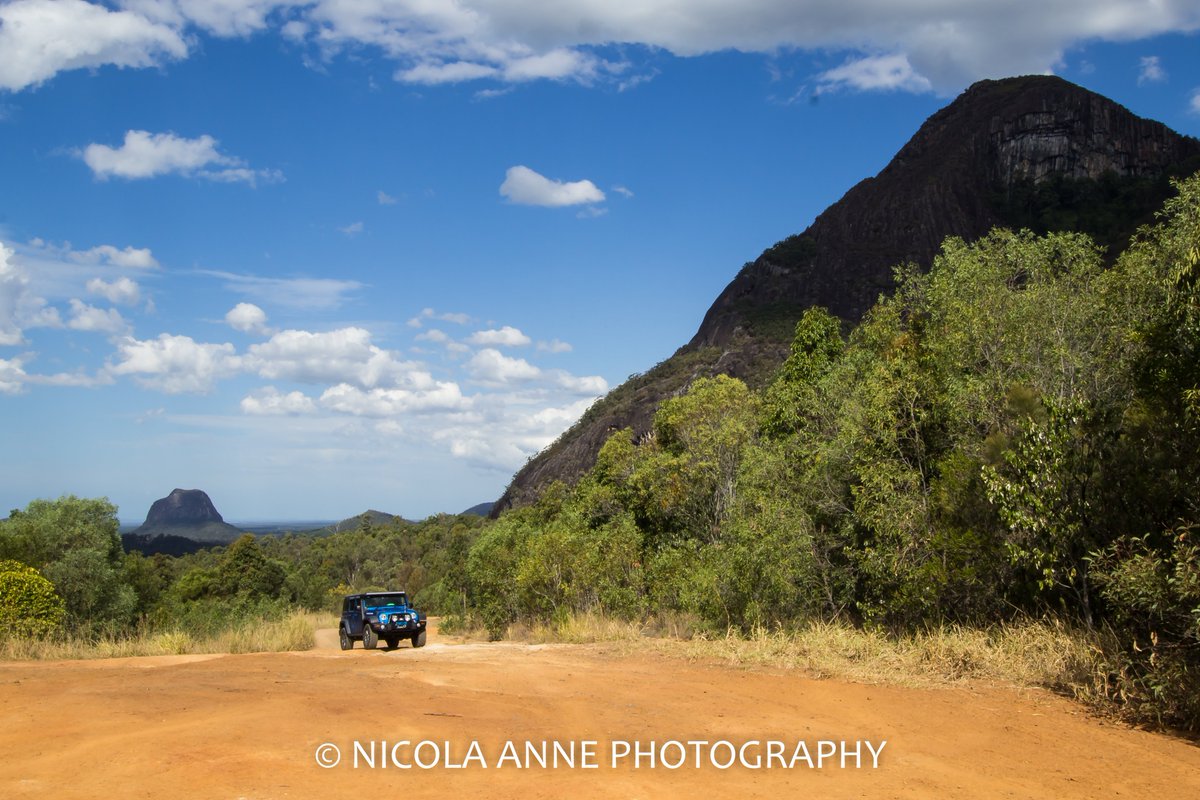 ScPhotosbyNic's tweet photo. Man meets mountain #SunshineCoast #glasshousemountain #4WD #Scenery #reddirt #landscapephotography #Hinterland #fun https://t.co/bQ1Nky017a