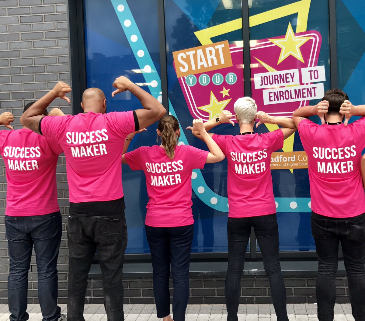 BradfordCollege's tweet photo. We are open today for late enrolments. Don't delay apply/enrol today to join your course induction this wk. See our Success Makers for help. https://t.co/4E8X6bDuQ4