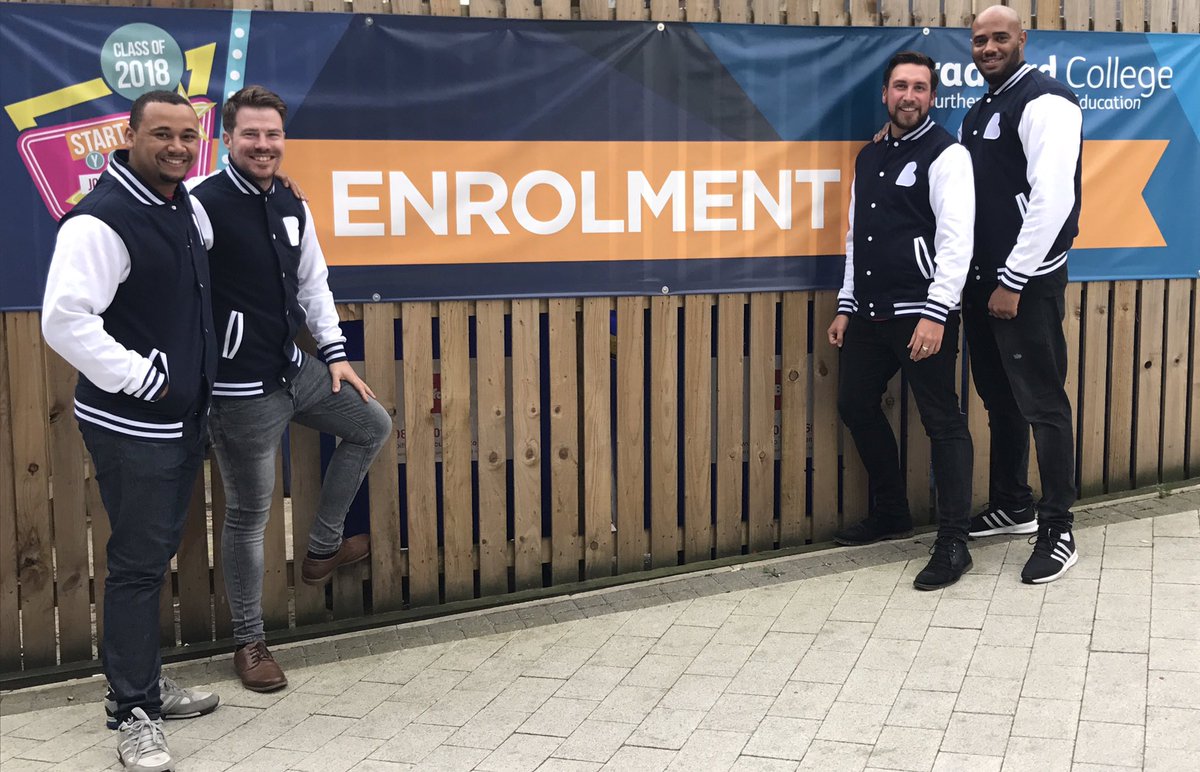 BradfordCollege's tweet photo. We are open today for late enrolments. Don't delay apply/enrol today to join your course induction this wk. See our Success Makers for help. https://t.co/4E8X6bDuQ4
