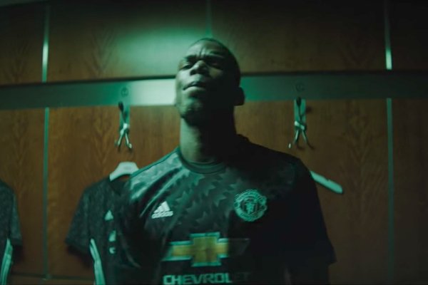 cynosuremodels's tweet photo. @ManUnitedMail 
@paulpogba @LifeOfDesiigner 
https://t.co/okmCvpvduc
#ManUnited #pogba #Desiigner https://t.co/Y6KsMuBPQz