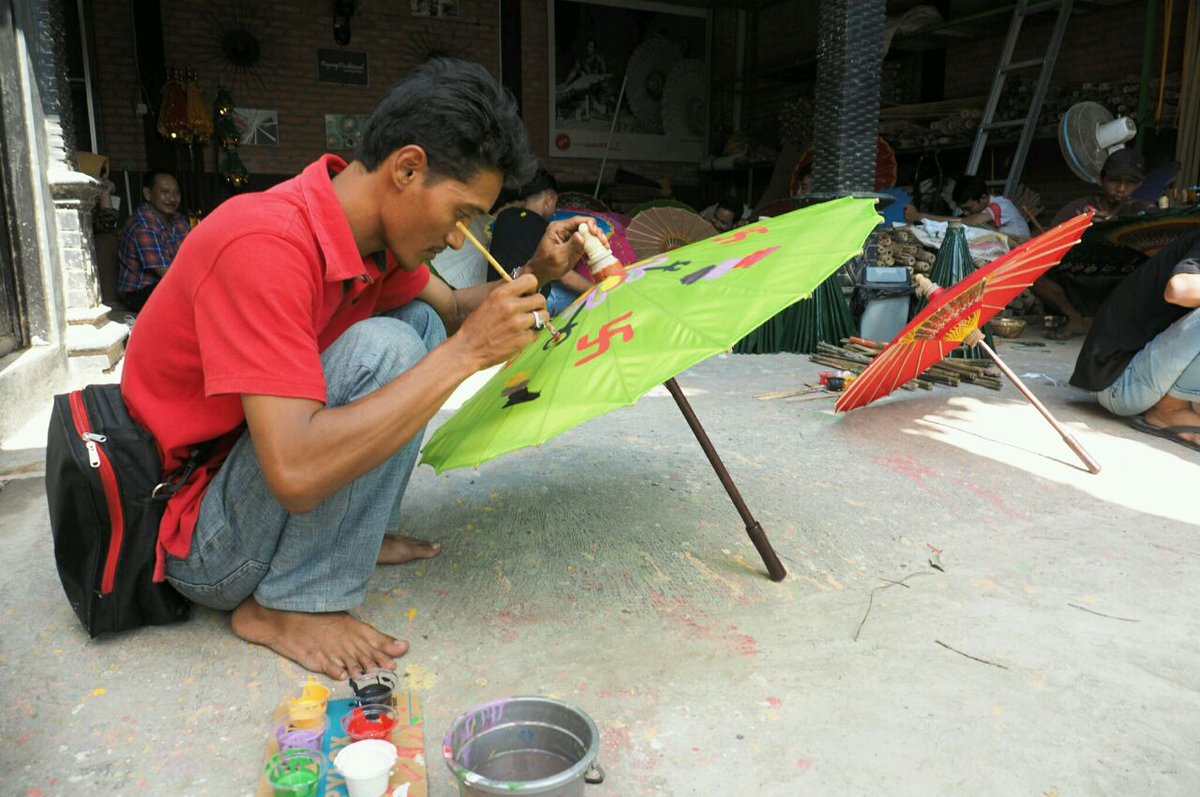 Festival Payung tweet media