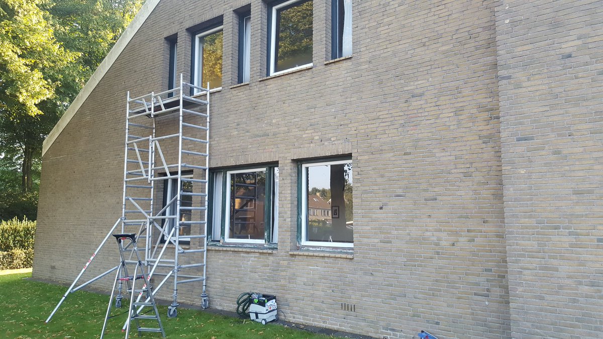 BesteBehangers's tweet photo. We zijn begonnen aan een mooi project https://t.co/yskJX7pGS8