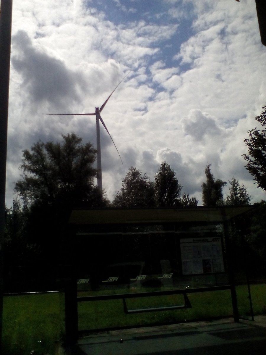 TanyasAwakening's tweet photo. Beautiful windmills from #Hamburg #Germany #Smile #PositiveVibes  #bluesky #Weather https://t.co/J6OiwH5nzS