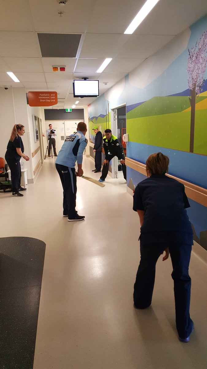 Hallway cricket. Dont break a monitor <a href="/liam_hatcher7/">Liam Hatcher</a> #countryblitz