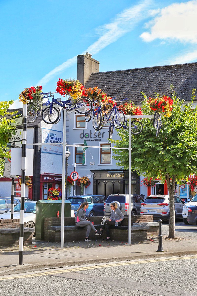 LoughnanHooper tweet media