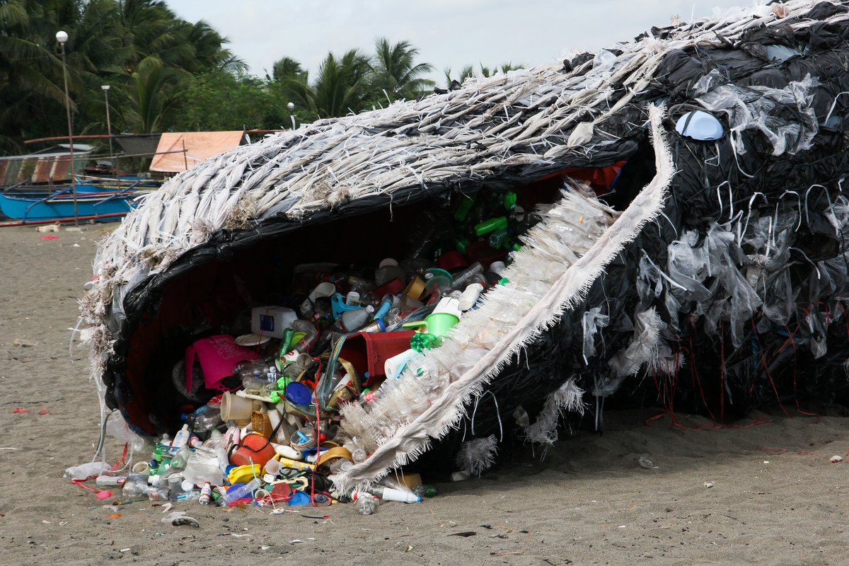 Greenpeace's tweet photo. We must stop consuming plastic at the current rate. The future of the ocean may depend on it. #BreakFreeFromPlastic https://t.co/e3FGmfKafw https://t.co/cRYXTE0IdF